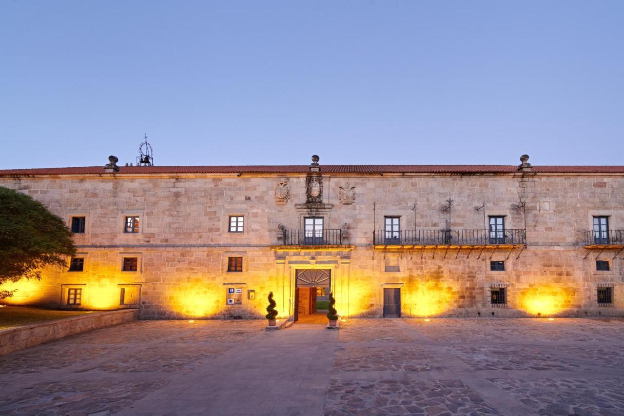 Eurostars Monumento Monasterio De San Clodio Hotel Leiro エクステリア 写真