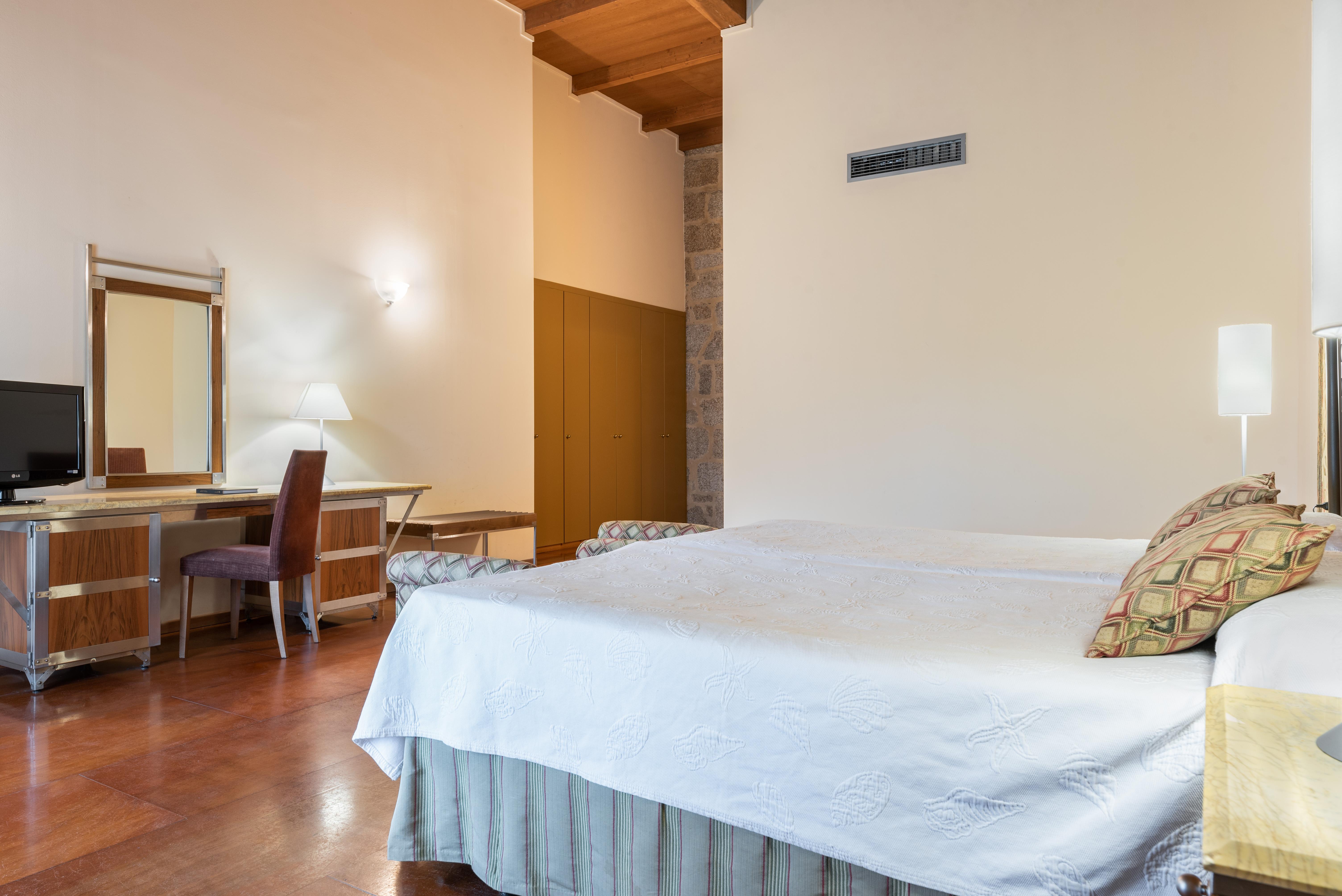 Eurostars Monumento Monasterio De San Clodio Hotel Leiro エクステリア 写真