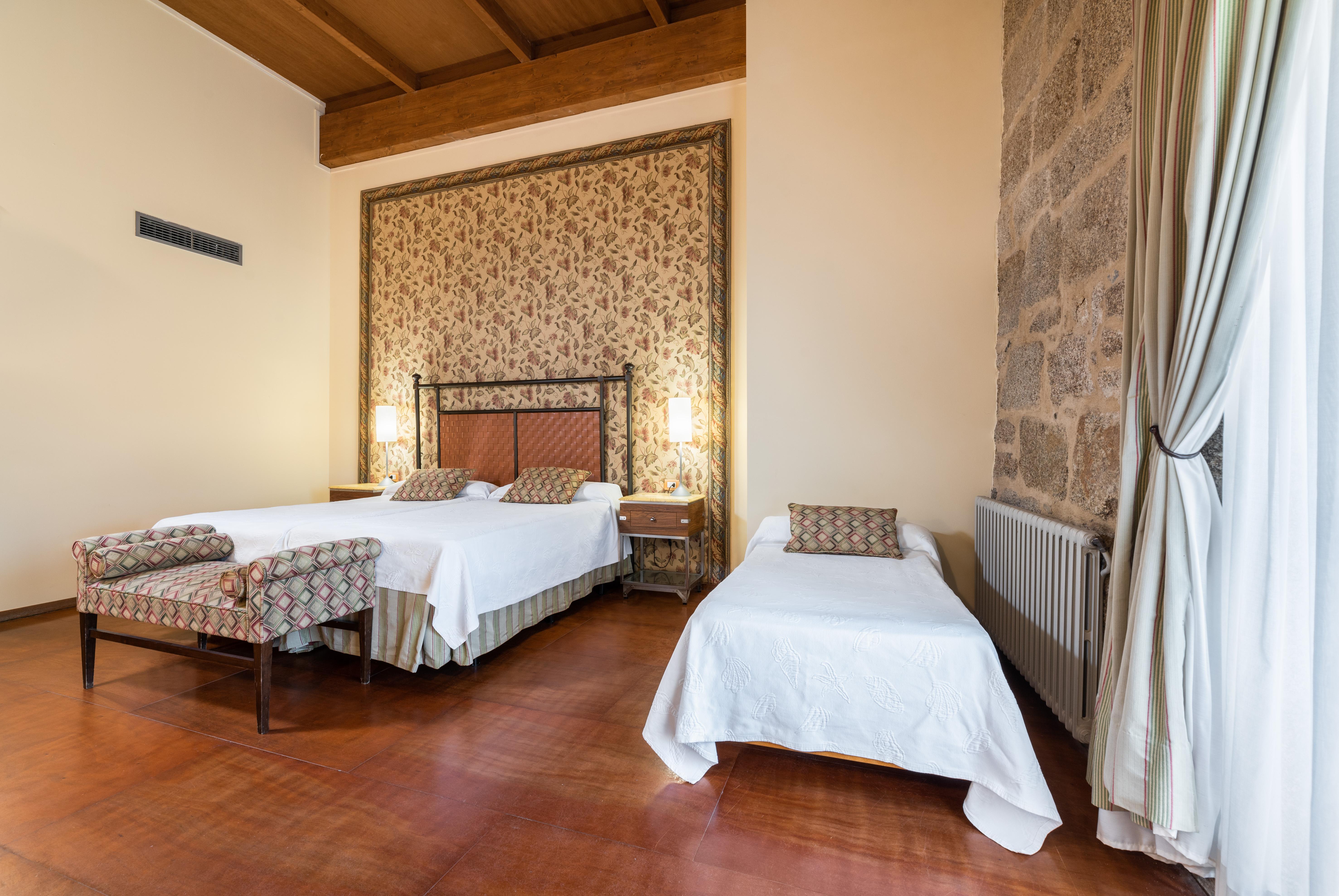 Eurostars Monumento Monasterio De San Clodio Hotel Leiro エクステリア 写真
