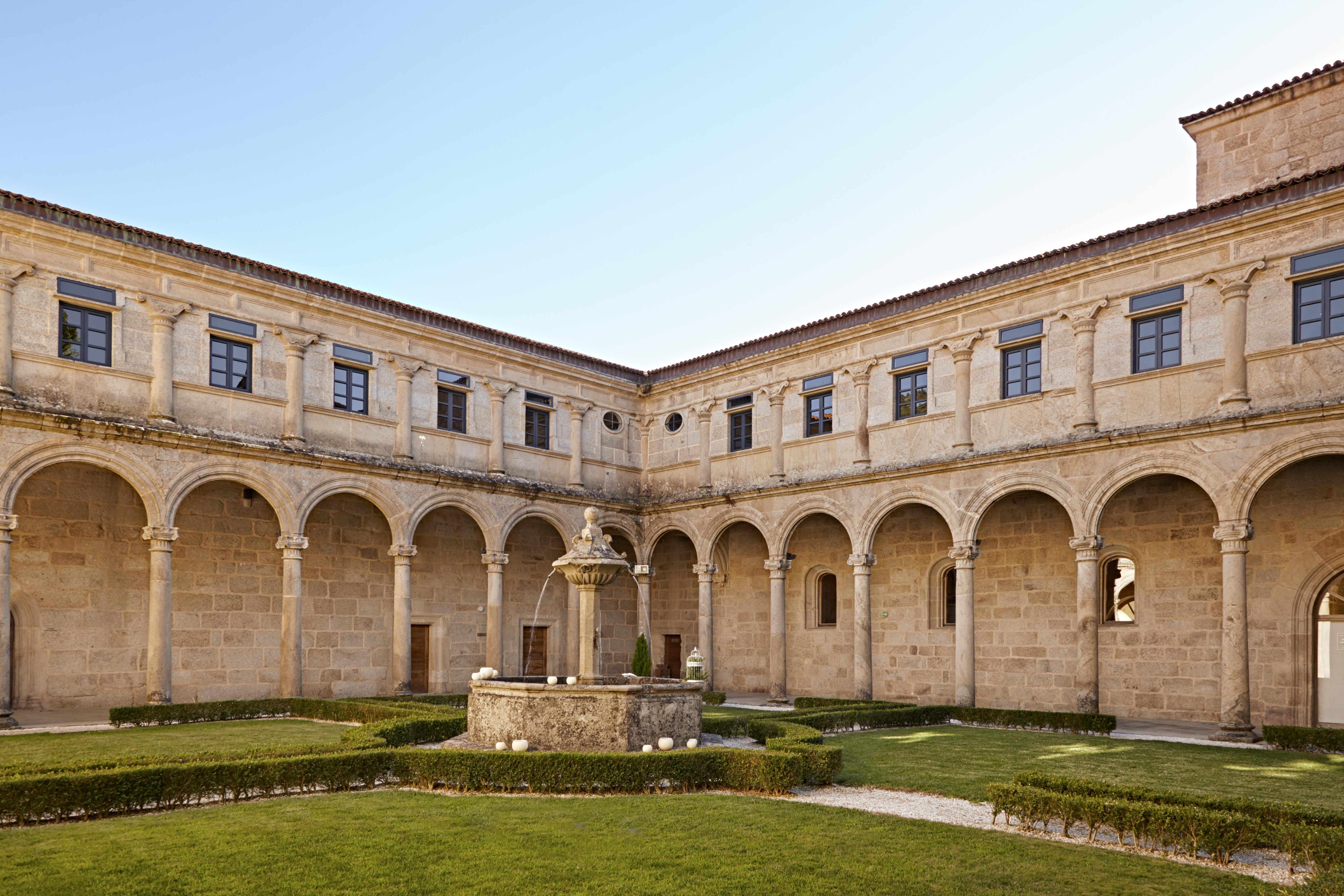Eurostars Monumento Monasterio De San Clodio Hotel Leiro エクステリア 写真