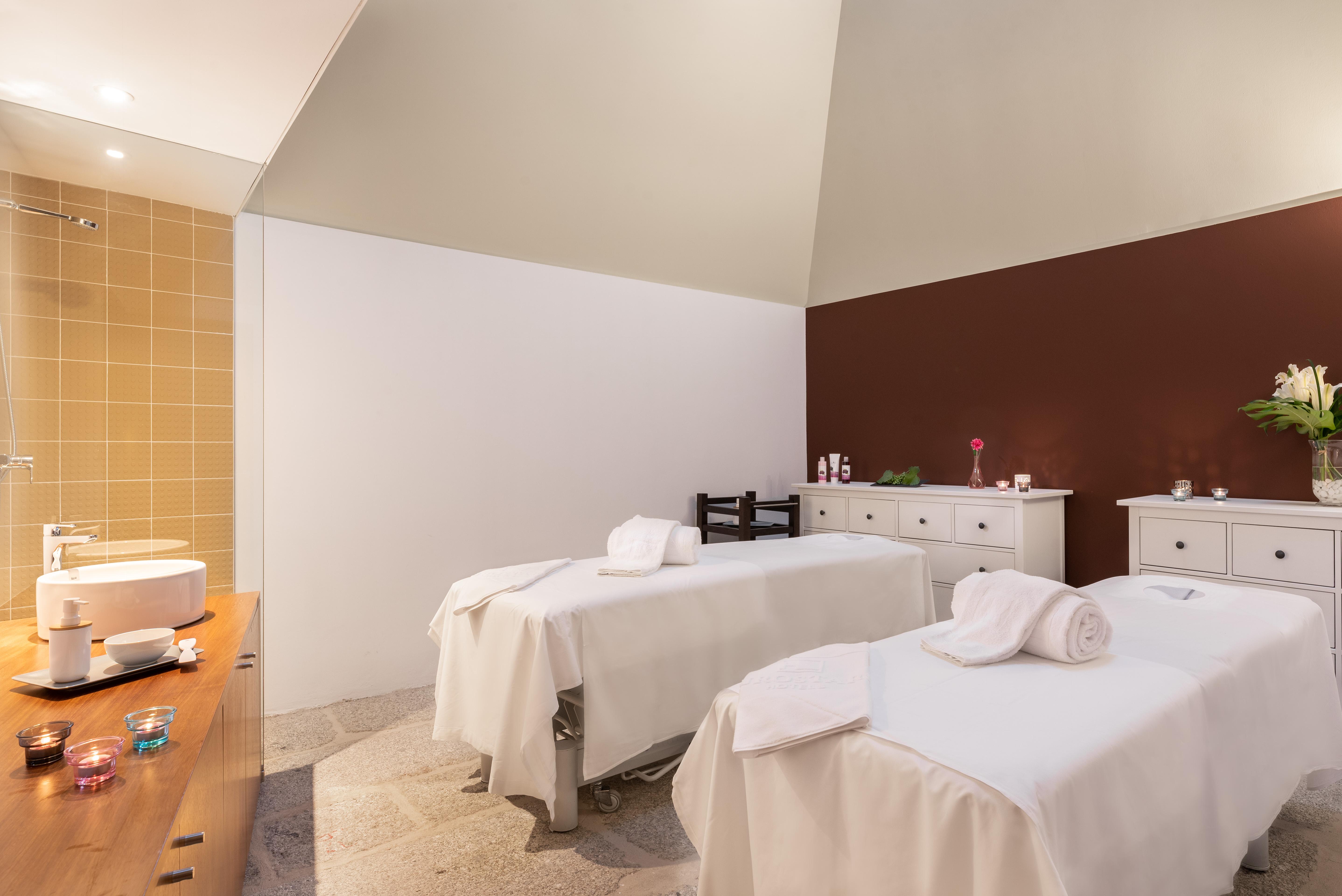 Eurostars Monumento Monasterio De San Clodio Hotel Leiro エクステリア 写真