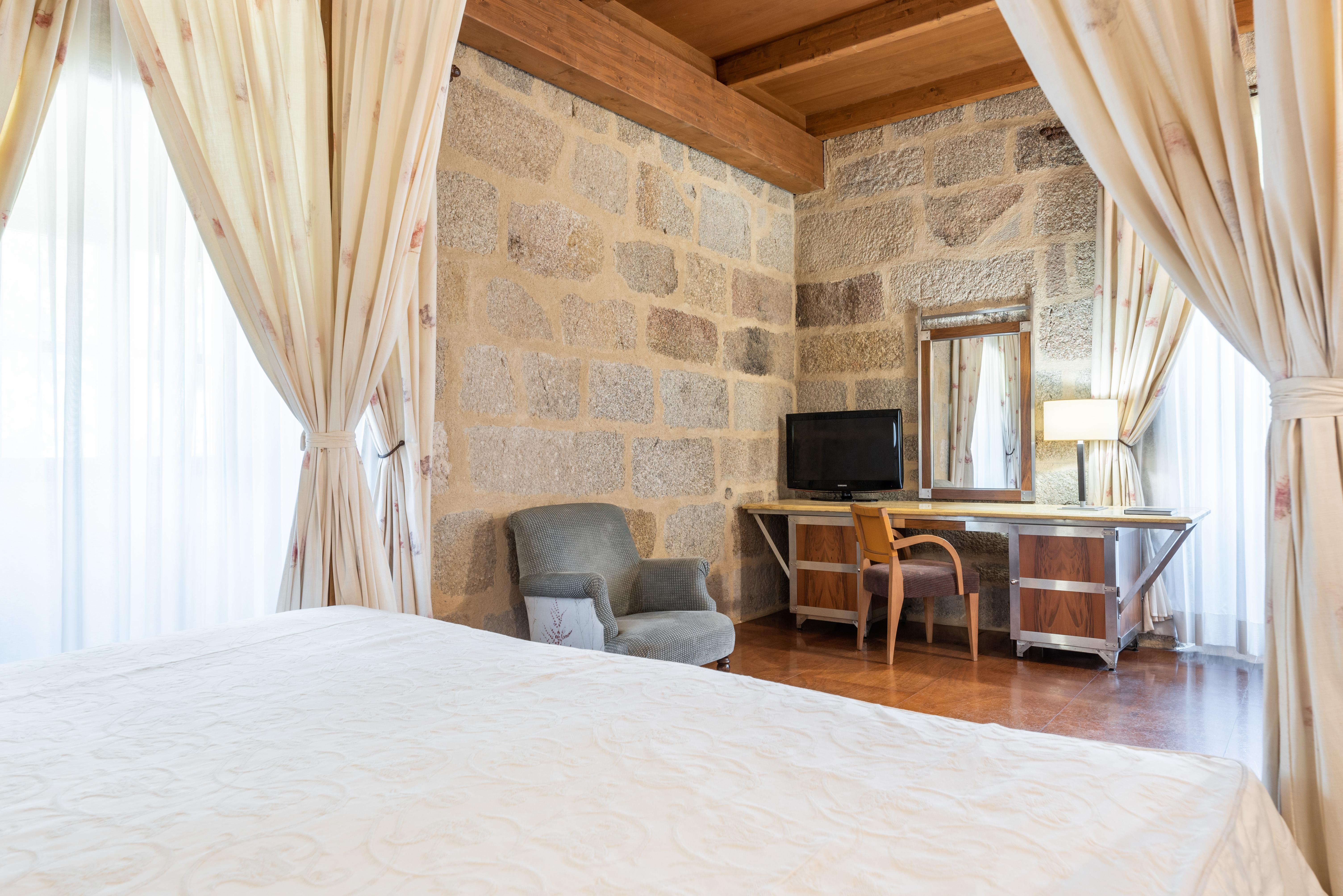 Eurostars Monumento Monasterio De San Clodio Hotel Leiro エクステリア 写真