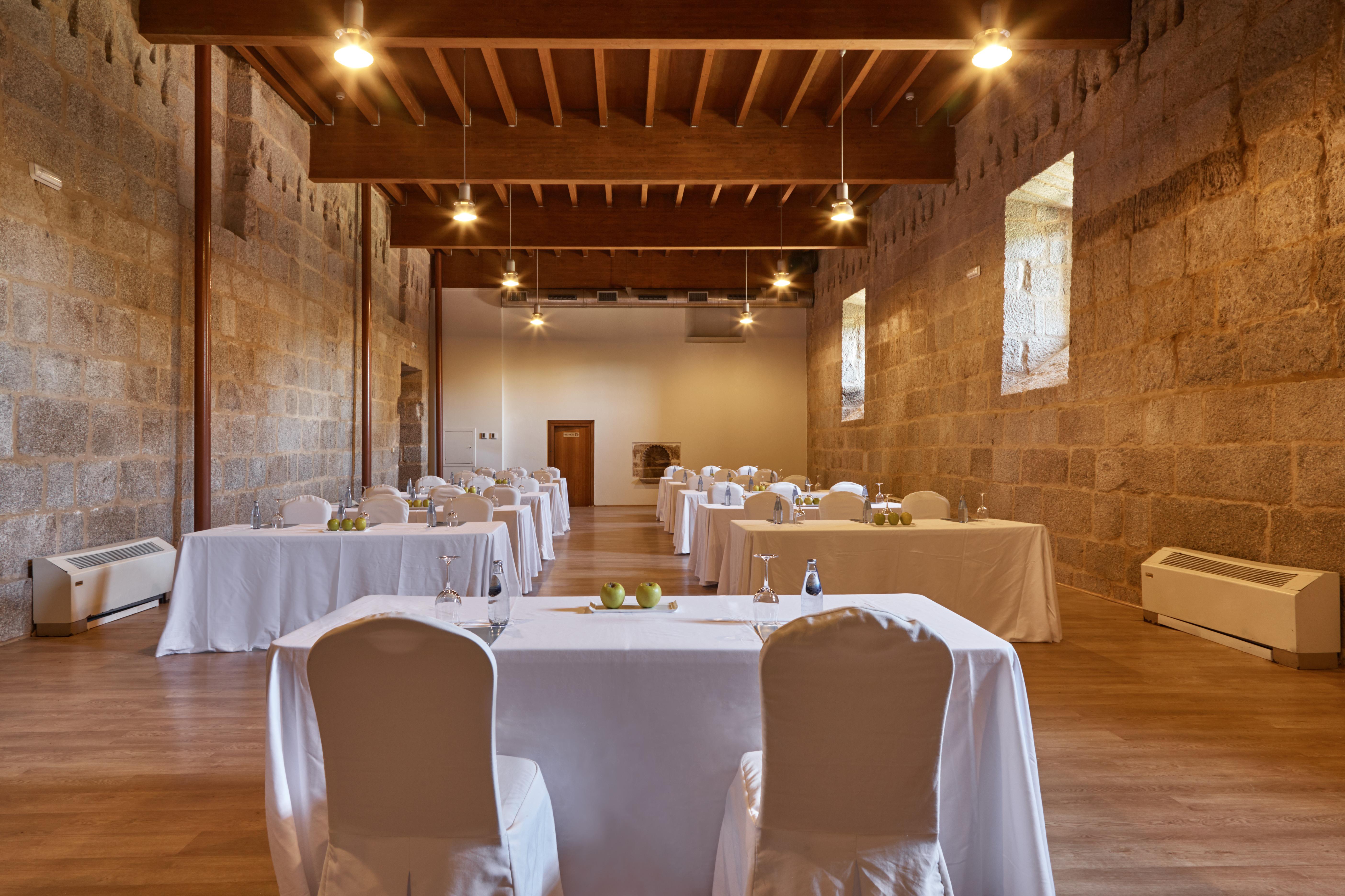 Eurostars Monumento Monasterio De San Clodio Hotel Leiro エクステリア 写真